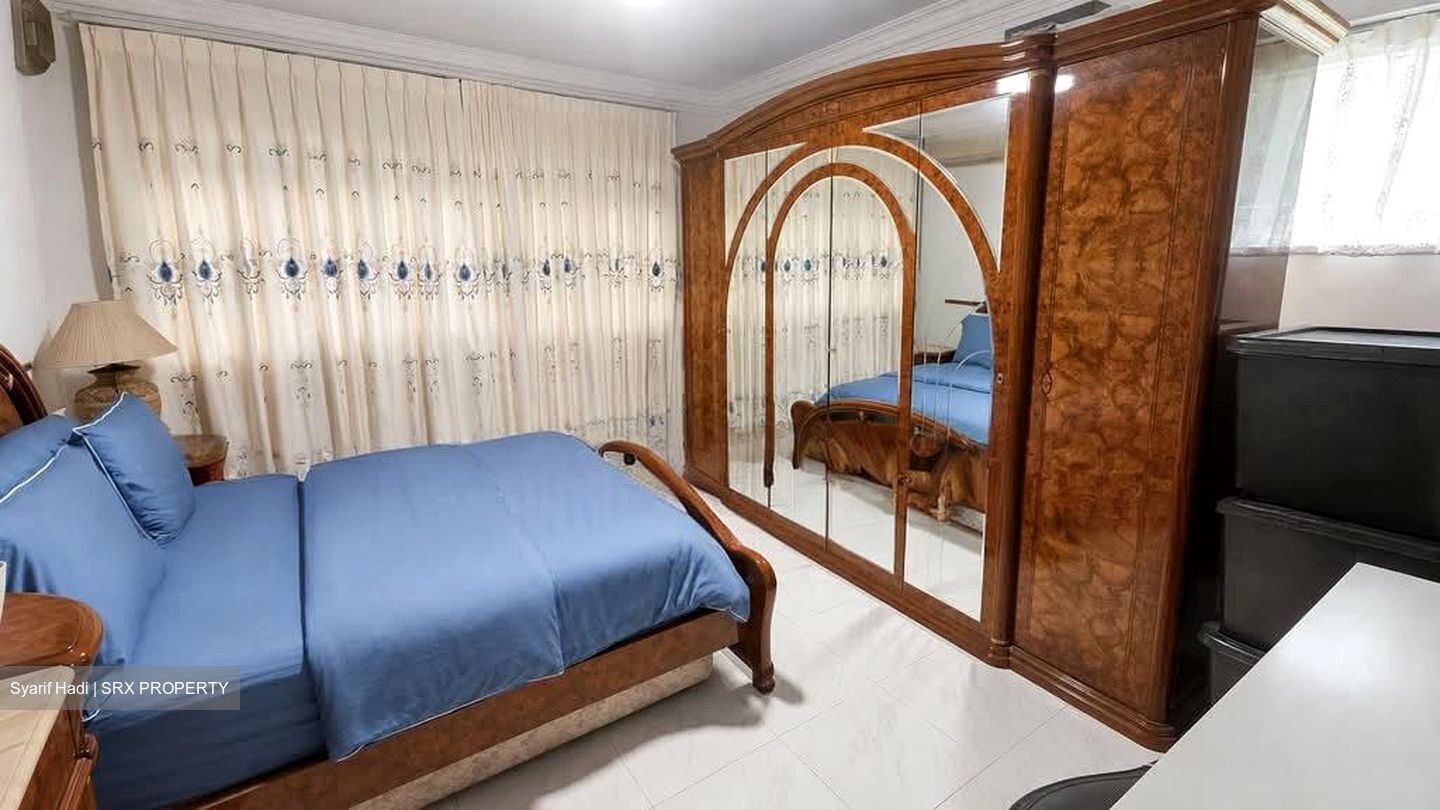 Blk 242 Pasir Ris Street 21 (Pasir Ris), HDB Executive #595615991